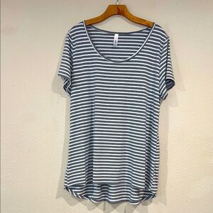 Women’s LULAROE gray white stripe stretchy short sleeve Classic Tee top size XL